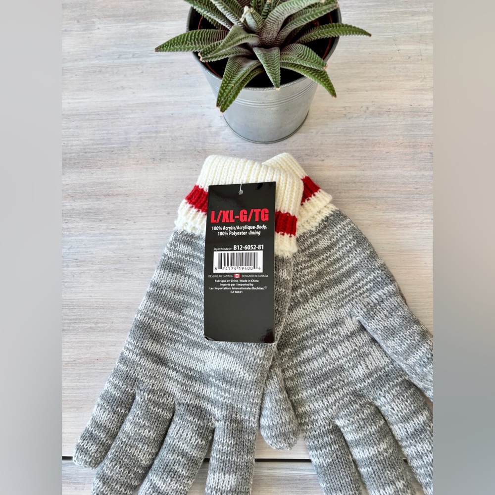 Men’s Grey, Red & White Knit Winter Gloves. Size:L/XL (MAY 7)